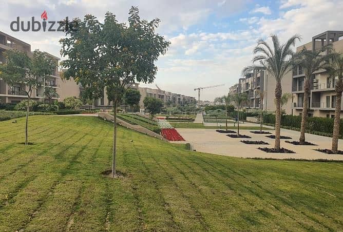 Apartment 122m For sale prime locatiom view landscape under market price in Al Marasem Fifth square 1