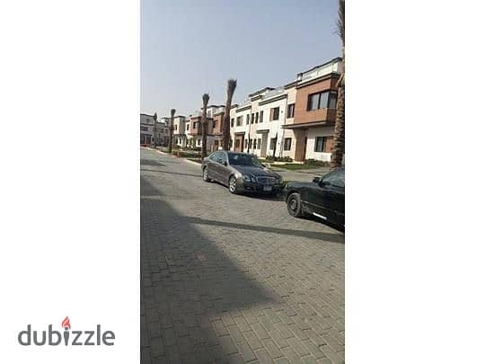 For sale town house corner ready to move  prime location under market price  bahary view landscape 7