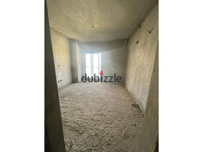 For quick sale town house 208m corner prime location under market price bahary view landscape in Sodic east compound 18