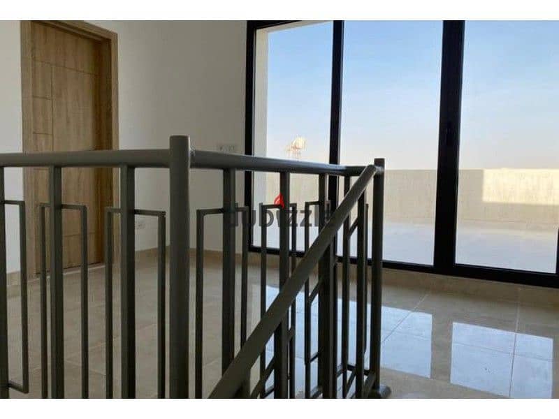 PENTHOUSE FORSALE UNDER MARKET PRICE READY TO MOVE VIEW LANDSCAPE AL-MARASEM 12