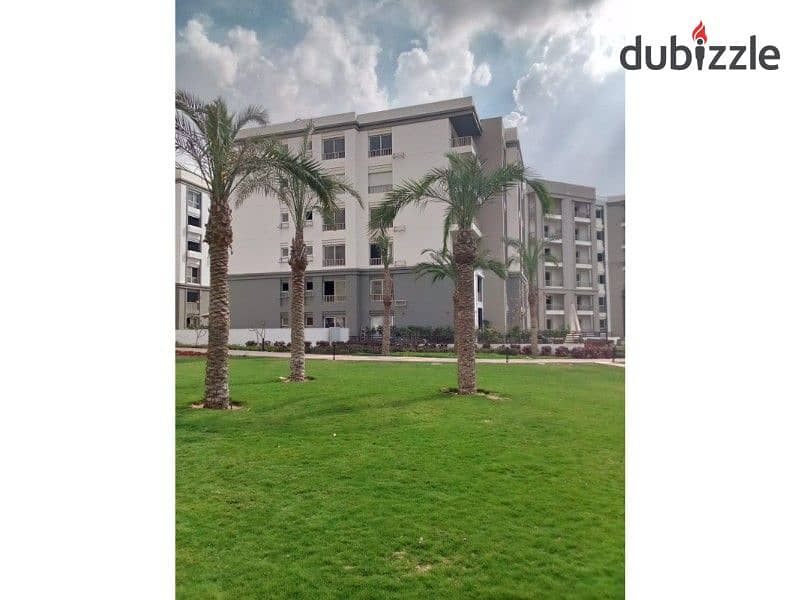 Apartment for sale with a view open to a commercial area and the largest landscape in  prime location 15