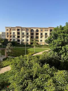 apartment 200m fully finished in prime location on view landscape in mivida compound