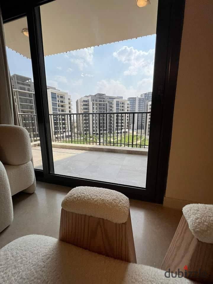 Apartment for sale, finished, with air conditioners, 2,000,000 sq. ft. , view of ladscape, prime location 1