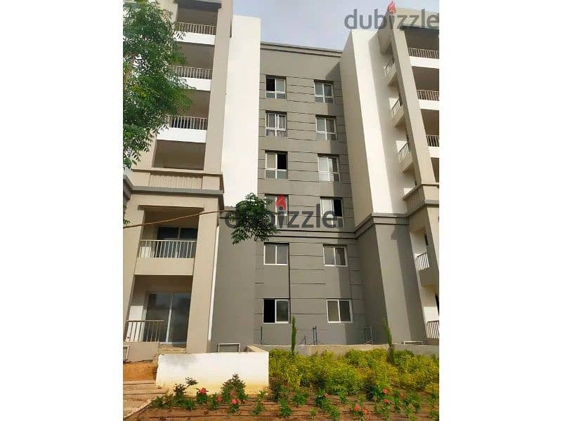 Apartment for sale in hyde park delivery 12/2024 4