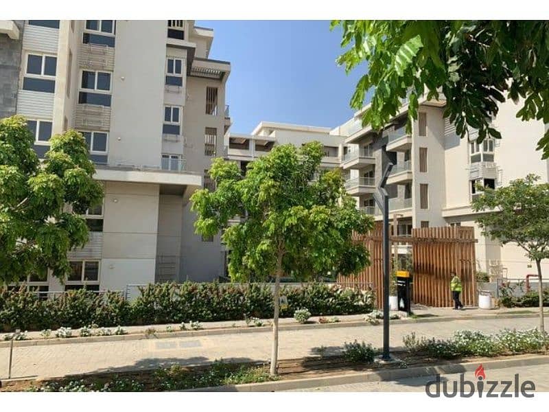 Prime location apartment for sale in Aliva - Mountain View  Compound 6