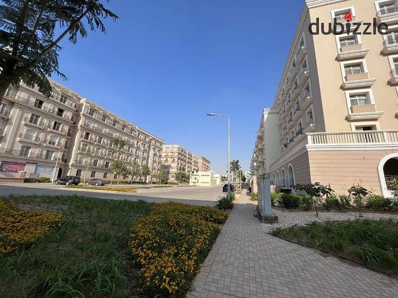 Apartment for sale at the lowest price in the market for quick sale with the largest open view on the landscape on the commercial area 0