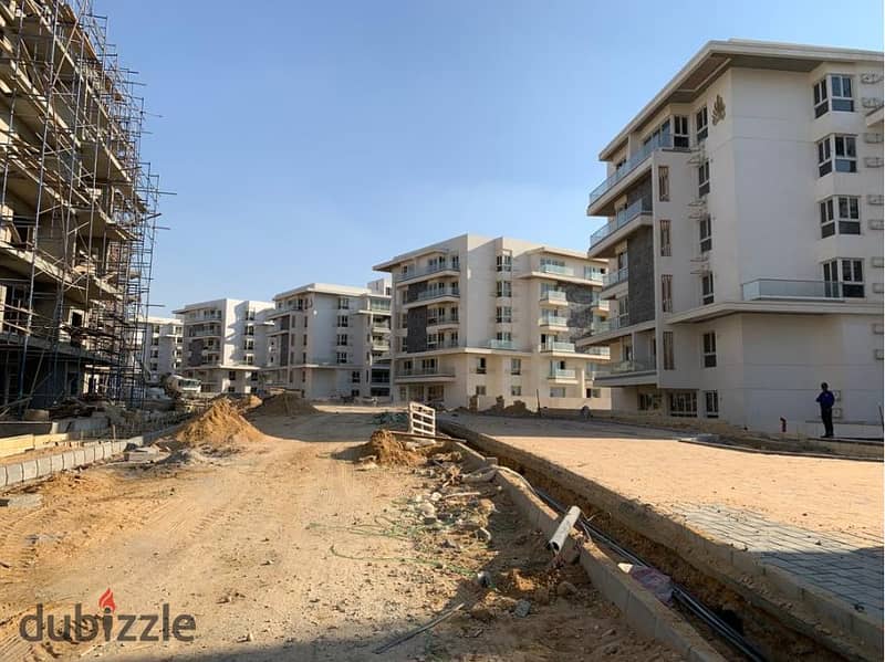 Prime location apartment for sale in Mountain View iCity October Compound 1