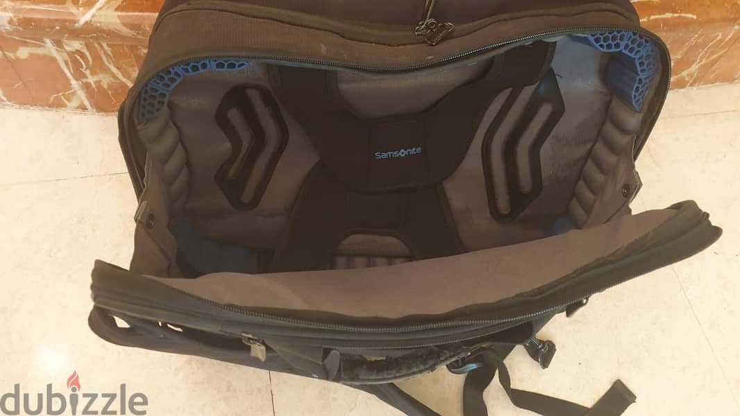 SAMSONITE Triforce 3 Way Laptop Bag 15.6 - شنطة لابتوب سامسونايت 9