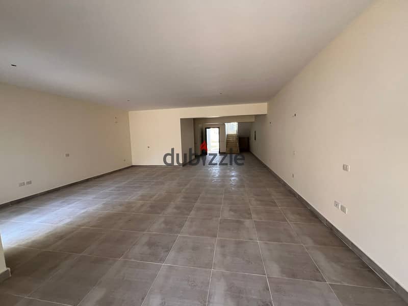 Classic Town house Ready To move Under market price 391 sqm  in new cairo 11