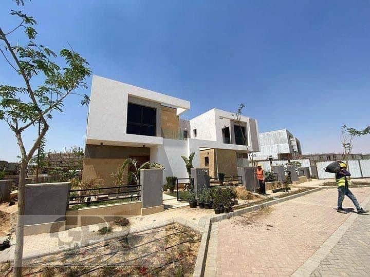 VILLA for sale at Palm Hills New Cairo Next to AUC 1