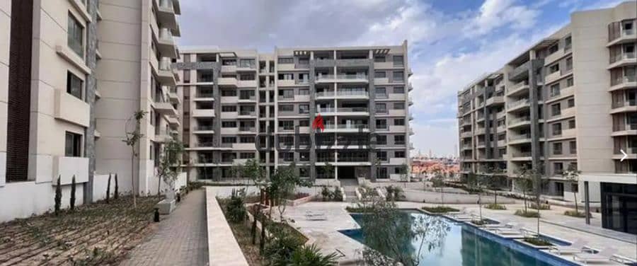 under market price,Resale apartment with open view  il Bosco Compound 5