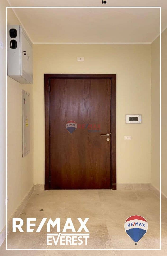 Apartment for rent in October plaza -First use 16