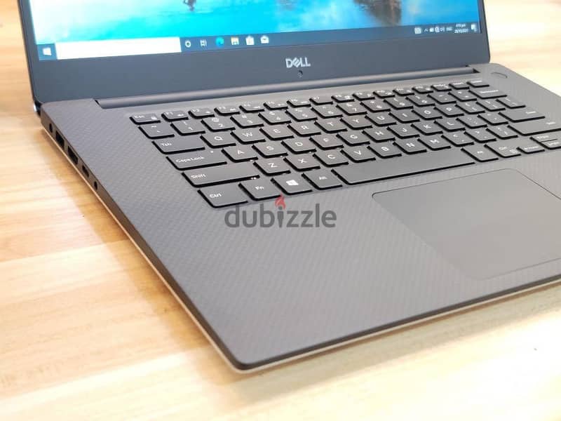 Dell XPS 15 9570 2