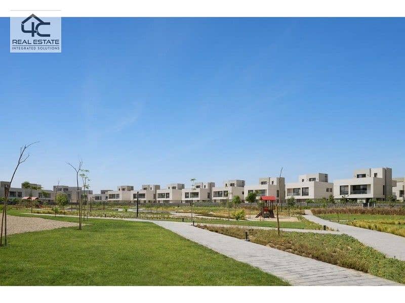 Direct on view landscape ready to move villa stanalone fully finished in al burouj compound 400 m 8