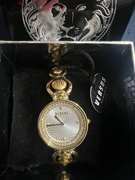 Versace Original watch (NEW) 1