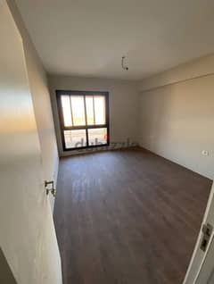 Apartment for rent at Owest October شقة 3 غرف للإيجار بكمبوند أويست