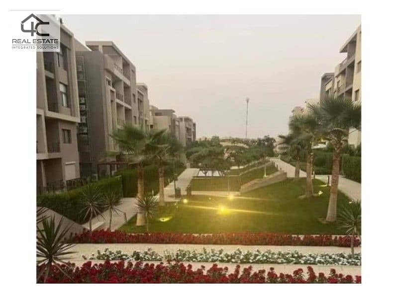 Penthouse with installments for sale in Fifth Square - Marasem 4