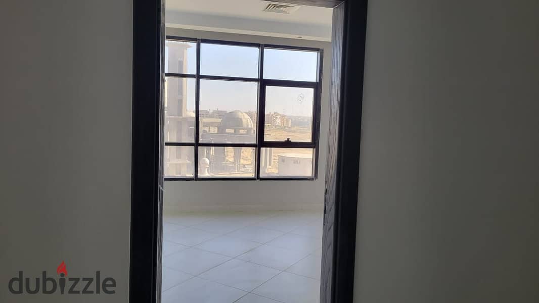 Administrative floor for rent in a prime location in the Fifth Settlement 1