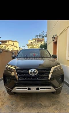 Toyota Fortuner 2023