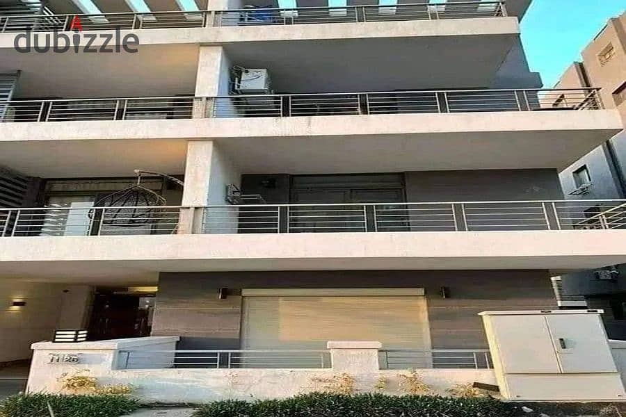 دوبلكس 225م للبيع في القاهرة الجديدة بالتقسيط ع 8 سنوات Taj City Compound 8