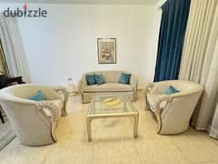 For rent, a 170-square-meter apartment, furnished with air conditioners, immediate delivery, behind Mall of Arabia in Al-Fayrouz district