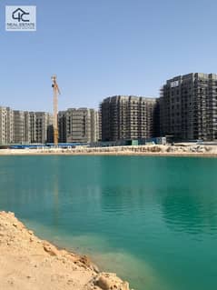 For sale The first row view of the lagoon is clear and sea view of the new Alamein towers under market price