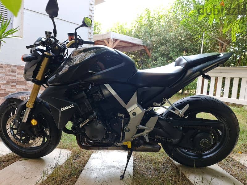 هوندا Cb 1000cc حاله ممتاز جدا فبريكه بكامل 2