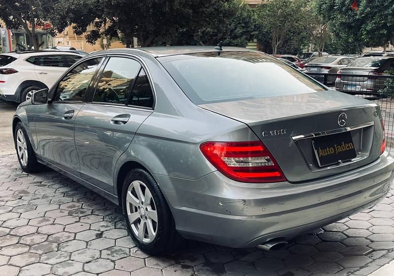 Mercedes-Benz C180 2014 3