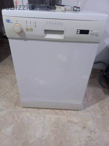 zanussi dishwasher 1