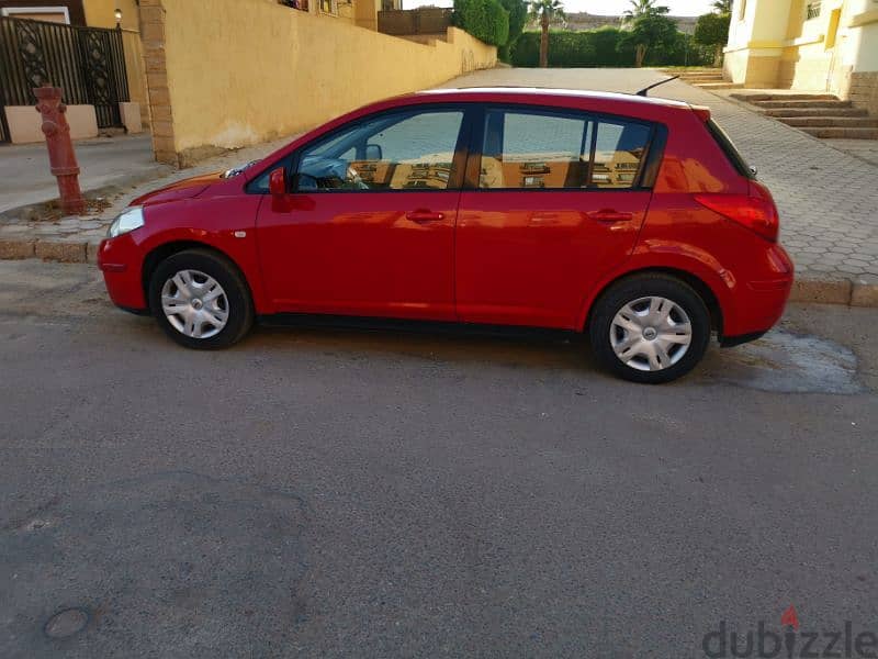 Nissan Tiida 2012 2