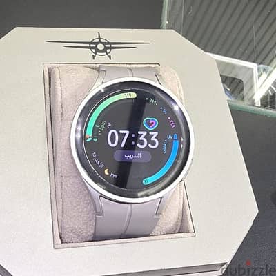 Samsung  Galaxy Watch 5 Pro Black Titanium Gray Titanium