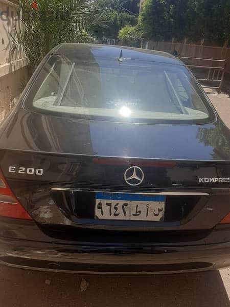 Mercedes-Benz E200 2004 6