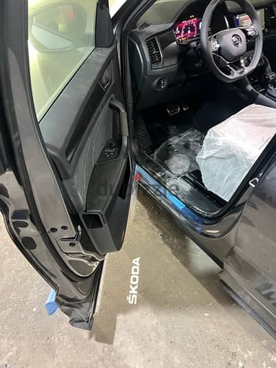 Sport 7 Seats Skoda Kodiaq 2023, Imported