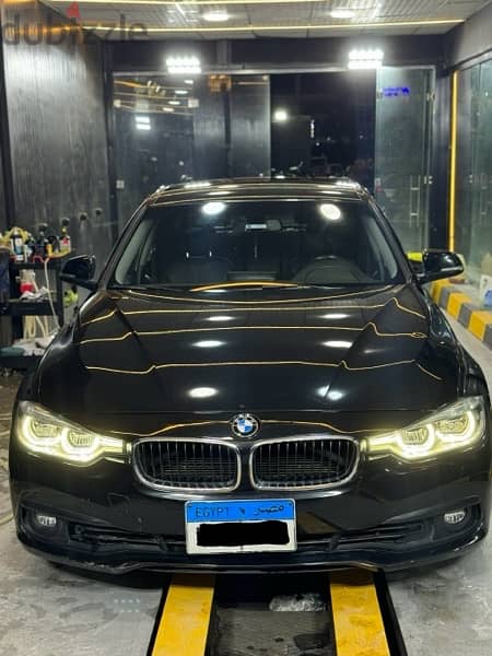 BMW 318 2019 3