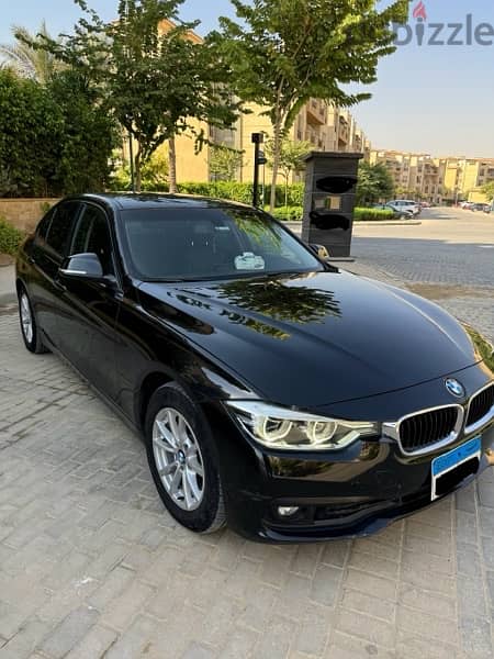 BMW 318 2019 2