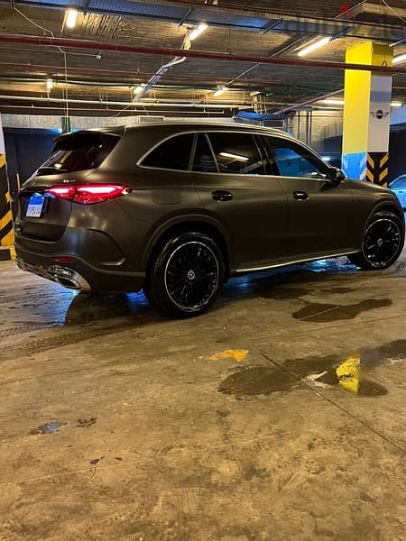 Mercedes-Benz GLC 300 2024 1