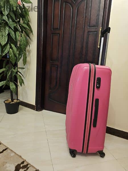 american tourister 8