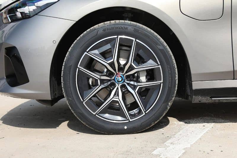 BMW i5 2024 8