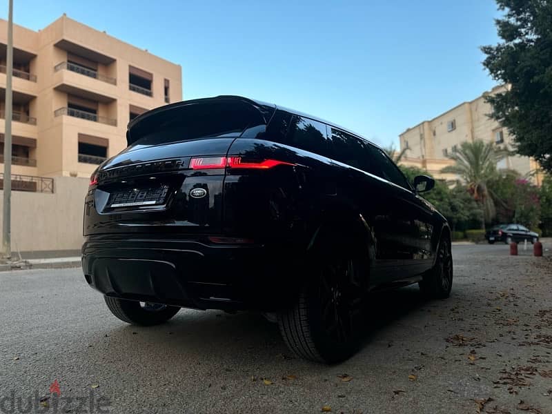 Range Rover Evoque 2023 R-Dynamic FULLY LOADED ZERROOO 5