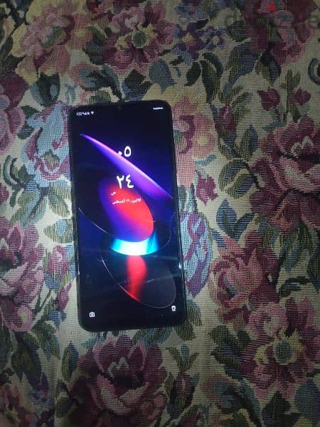 تلفون itel s 23  الرام 8 ومساحه 128 للبيع او البدل و الشاشه 90 هرتز 15