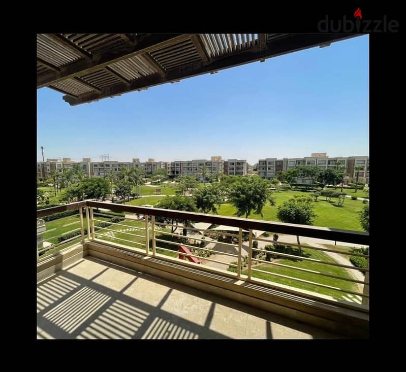 Live in a 209-meter duplex in Taj City Compound with a fantastic view of the largest landscape - First Settlement 6