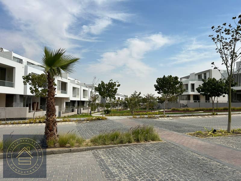 فيلا تاون هاوس RESALE برايم لوكيشن استلام فوري في جولز التوسعات الشرقية بأقل سعر  JOULZ PRIME LOCATION TOWNHOUSE FOR SALE 5