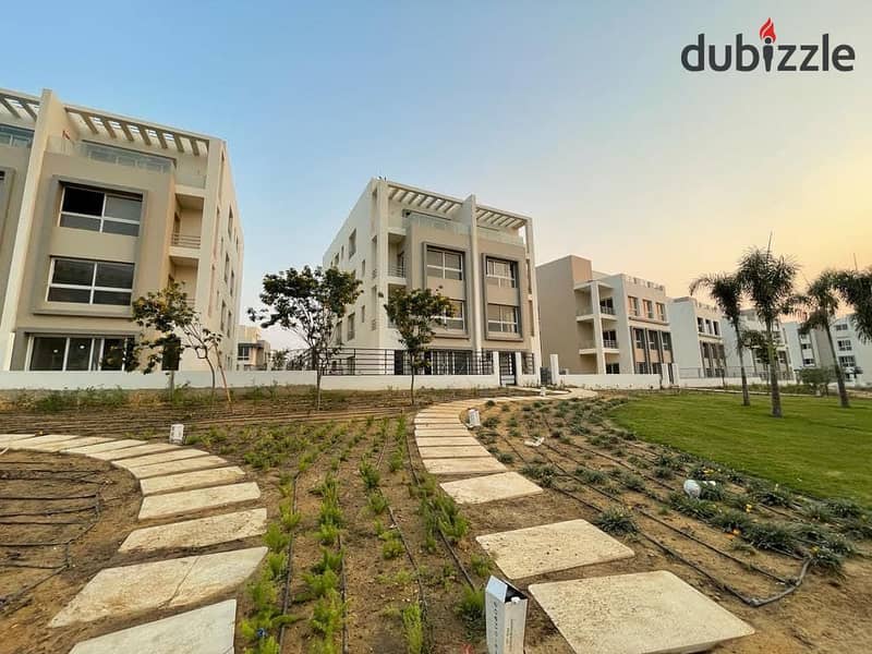 Townhouse for sale in installments, semi-finished, view, landscape, prime location 6