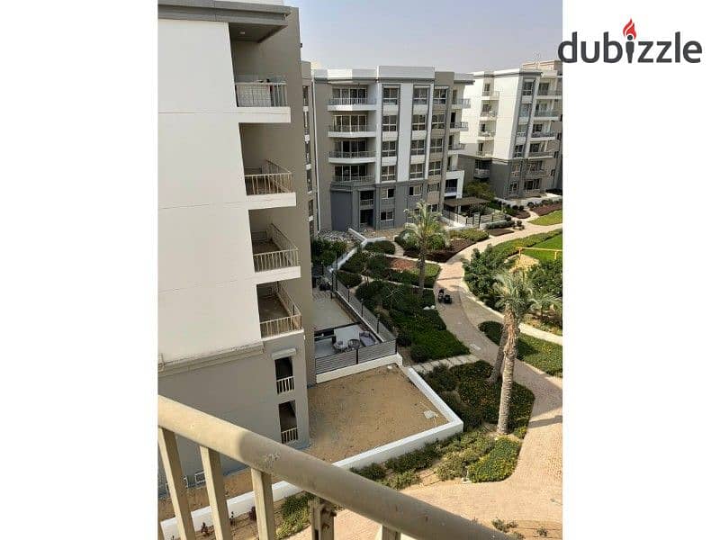 Apartment for sale directly on Landscape 147, second floor building, in installments 1