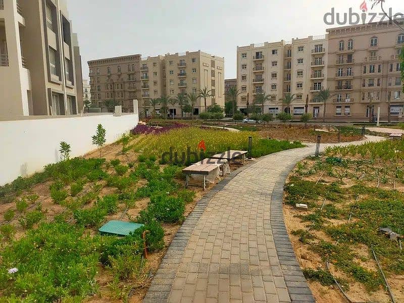 Apartment for sale in Bahri in Hyde Park Compound, Fifth Settlement, 147 square meters, in installments and a down payment of 2 million 5