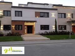 Townhouse 225m best location for sale with installment in Azzar 2 0