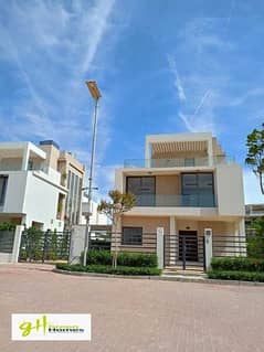 Fully Finished Apartment garden For Sale in Fifth square - El Marasem 0