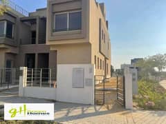 Amazing Town house with attractive price in Palm hills New Cairo 0