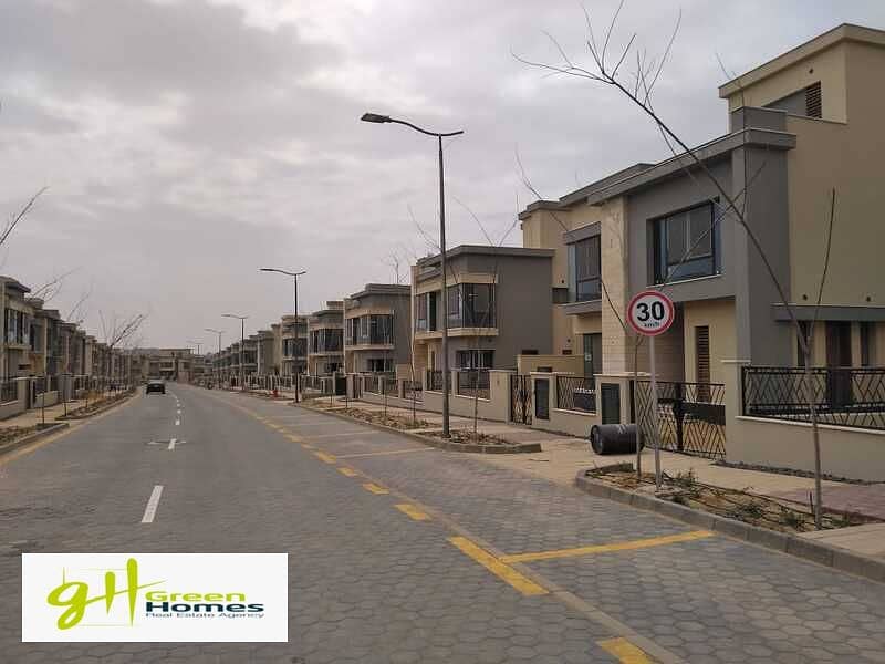 Twinhouse 313m ready to move for sale in Villette | Sodic 1