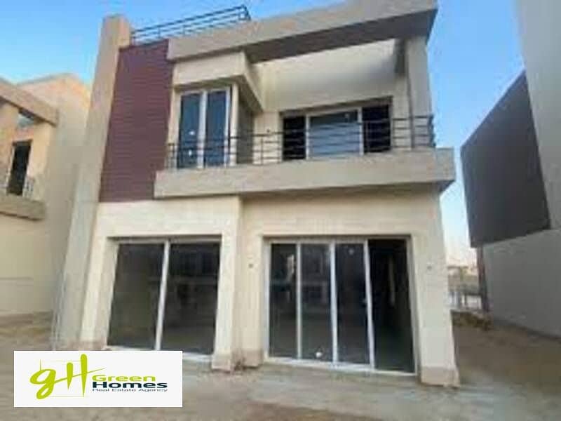 Twin House 320m for sale with very prime location and good price and installments in Palm Hills New Cairo 1